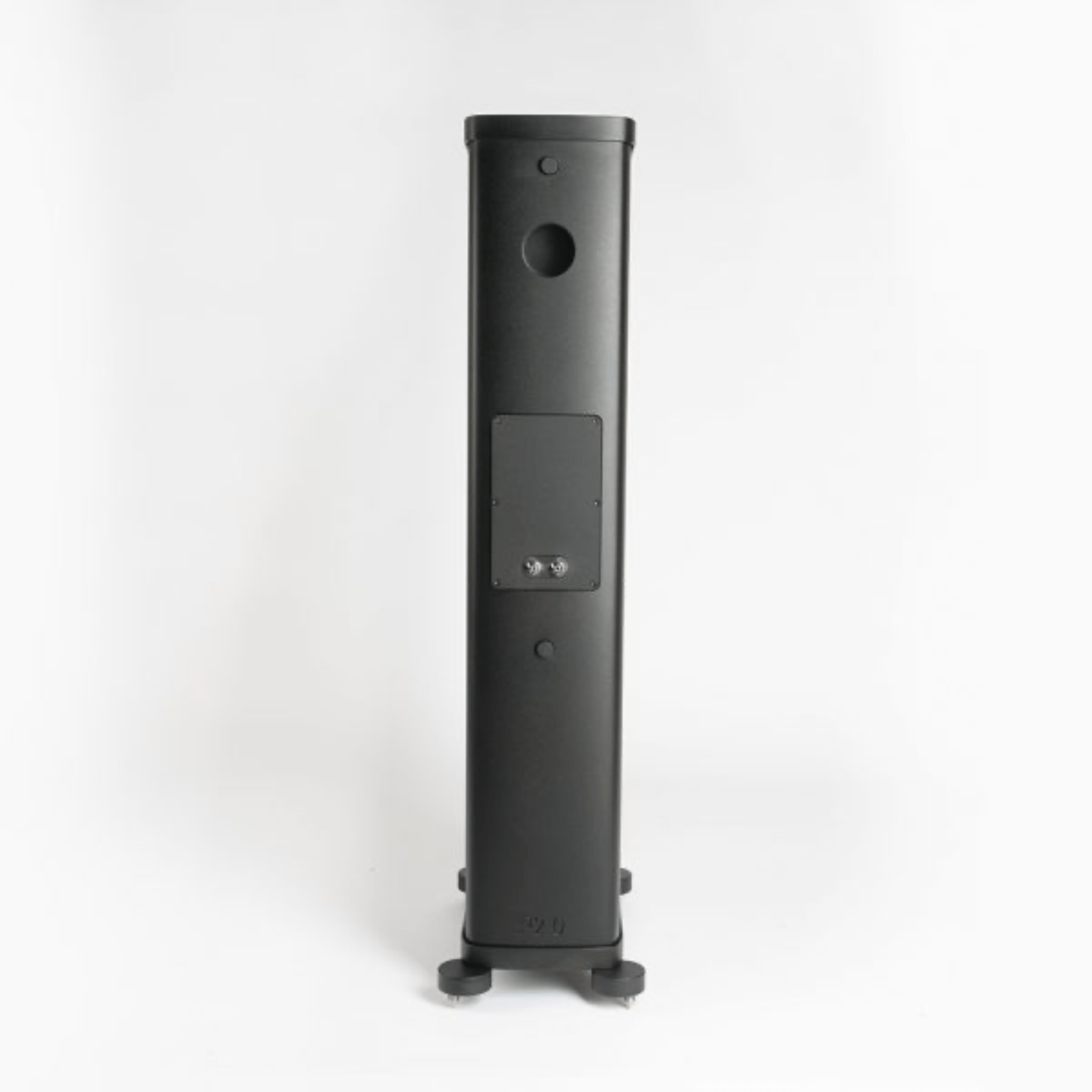 WILSON BENESCH⎪Precision 2.0