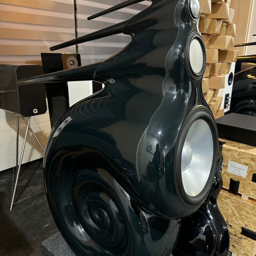 Bowers & Wilkins – Nautilus