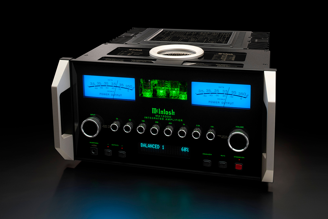McIntosh MA12000 — ampli intégré hybride tubes statement