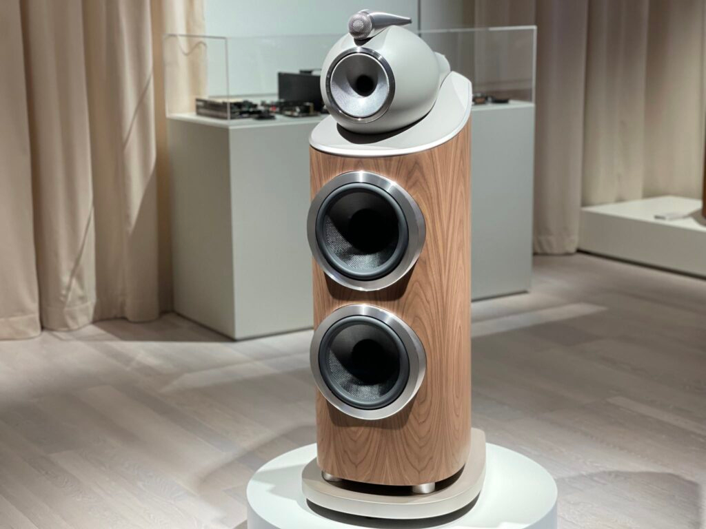 Bowers & Wilkins 800 D5 · Vienna 2026