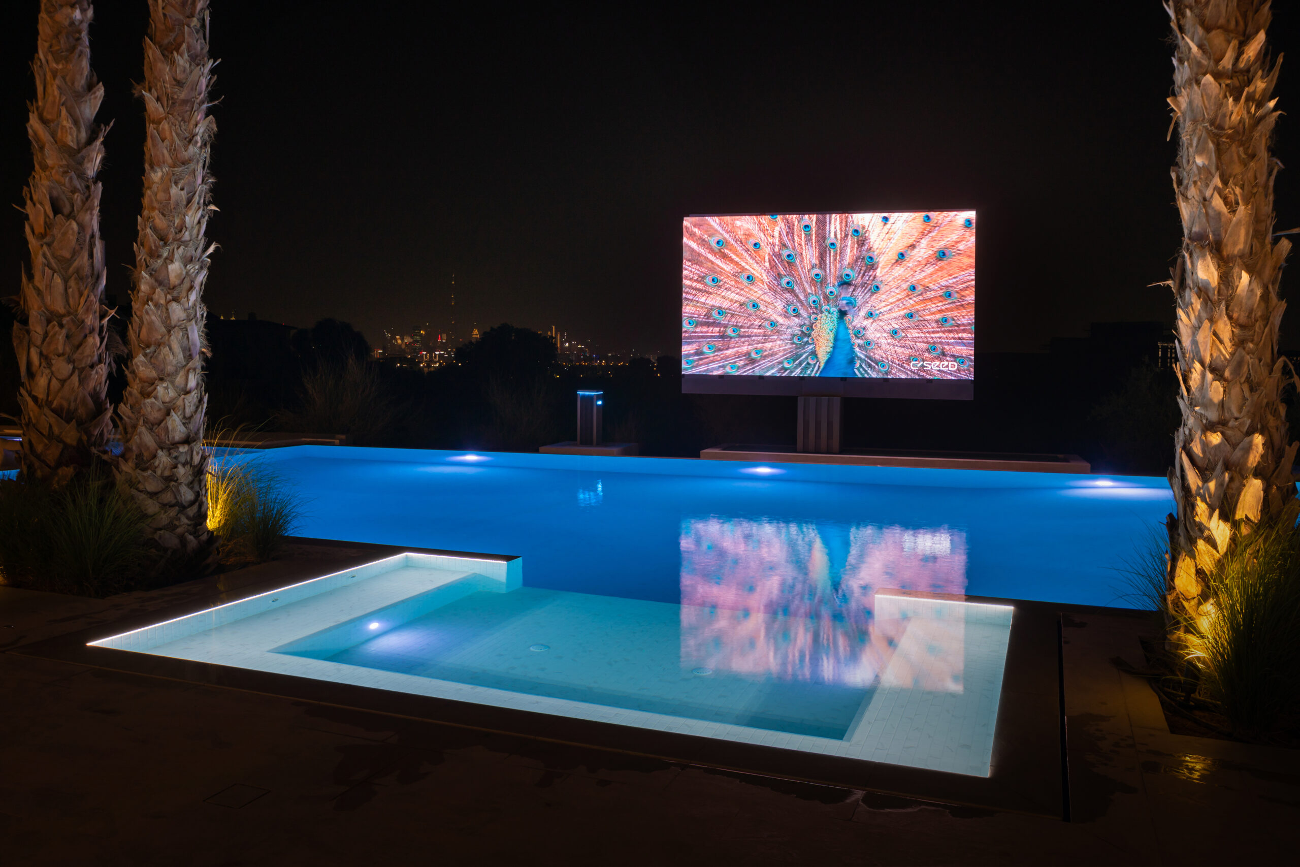 C SEED HLR — téléviseur d'extérieur MicroLED, Dubai