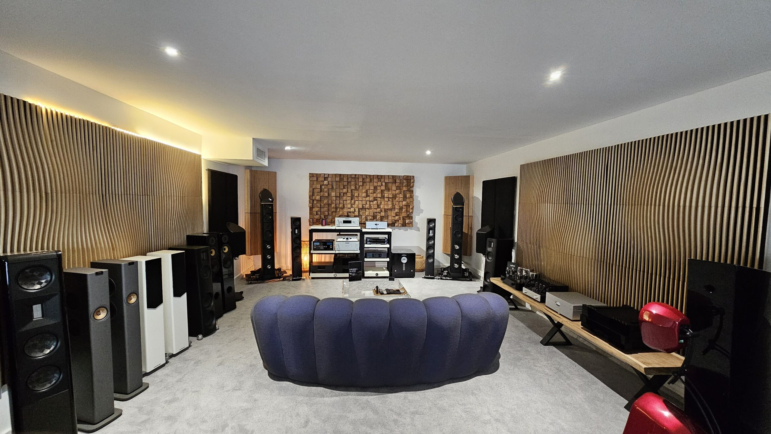 L'auditorium Design Audio, salle d'écoute traitée acoustiquement