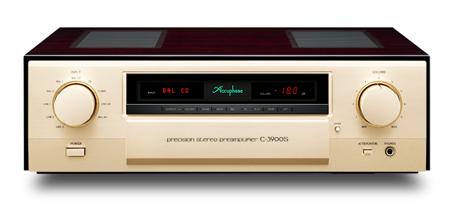 Accuphase C-3900S — face avant
