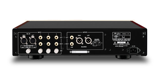 Accuphase C-57 — face arrière