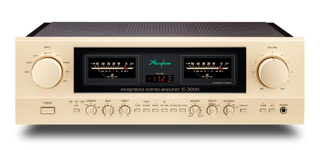 Accuphase E-3000 — face avant