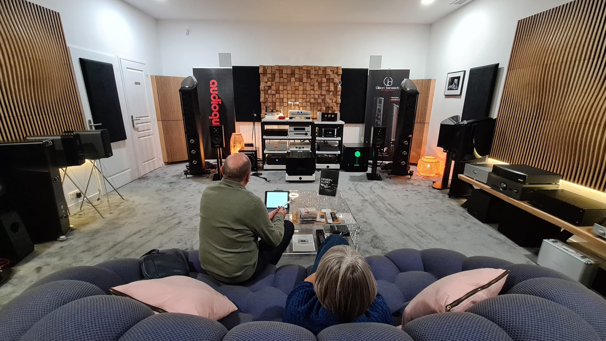 Écoute comparative autour des enceintes Magico A1 au showroom Design Audio