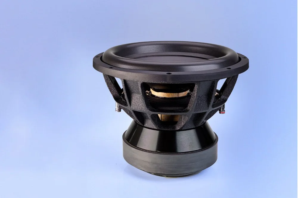 Magico Titan 15